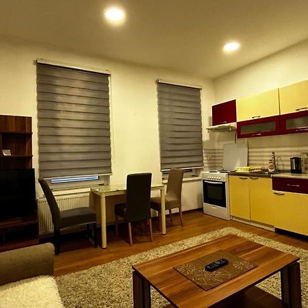 Apartmani Venci Travnik Ngoại thất bức ảnh