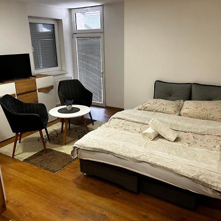 Apartmani Venci Travnik Ngoại thất bức ảnh