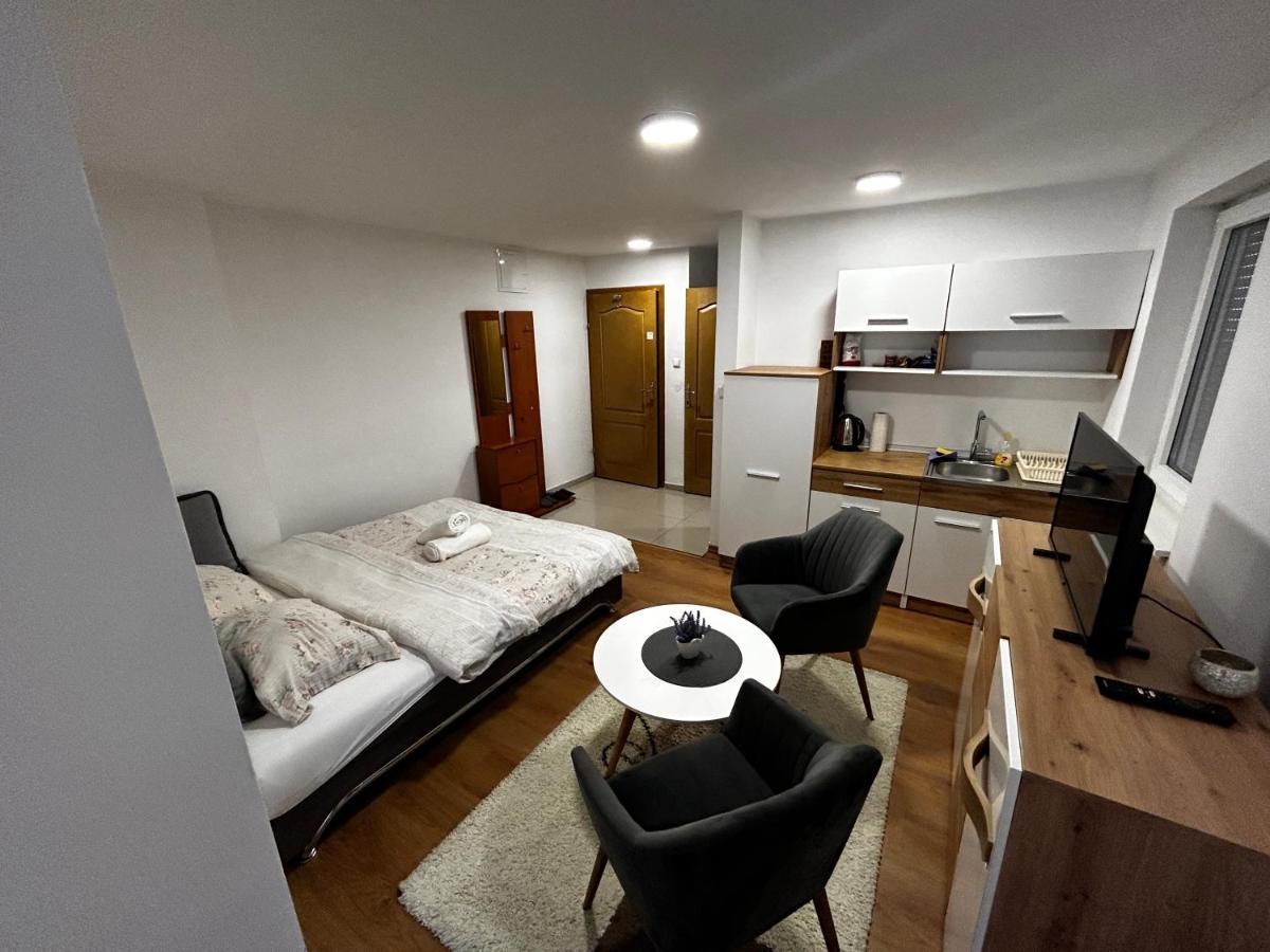 Apartmani Venci Travnik Ngoại thất bức ảnh